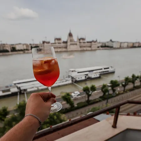 Panorama View Rooftop 3br Terrace